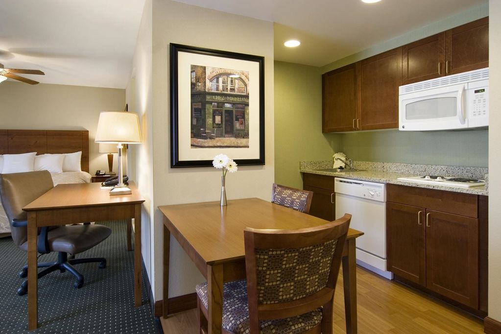 Larkspur Landing Extended Stay Suites St Louis Riverport Maryland Heights Phòng bức ảnh